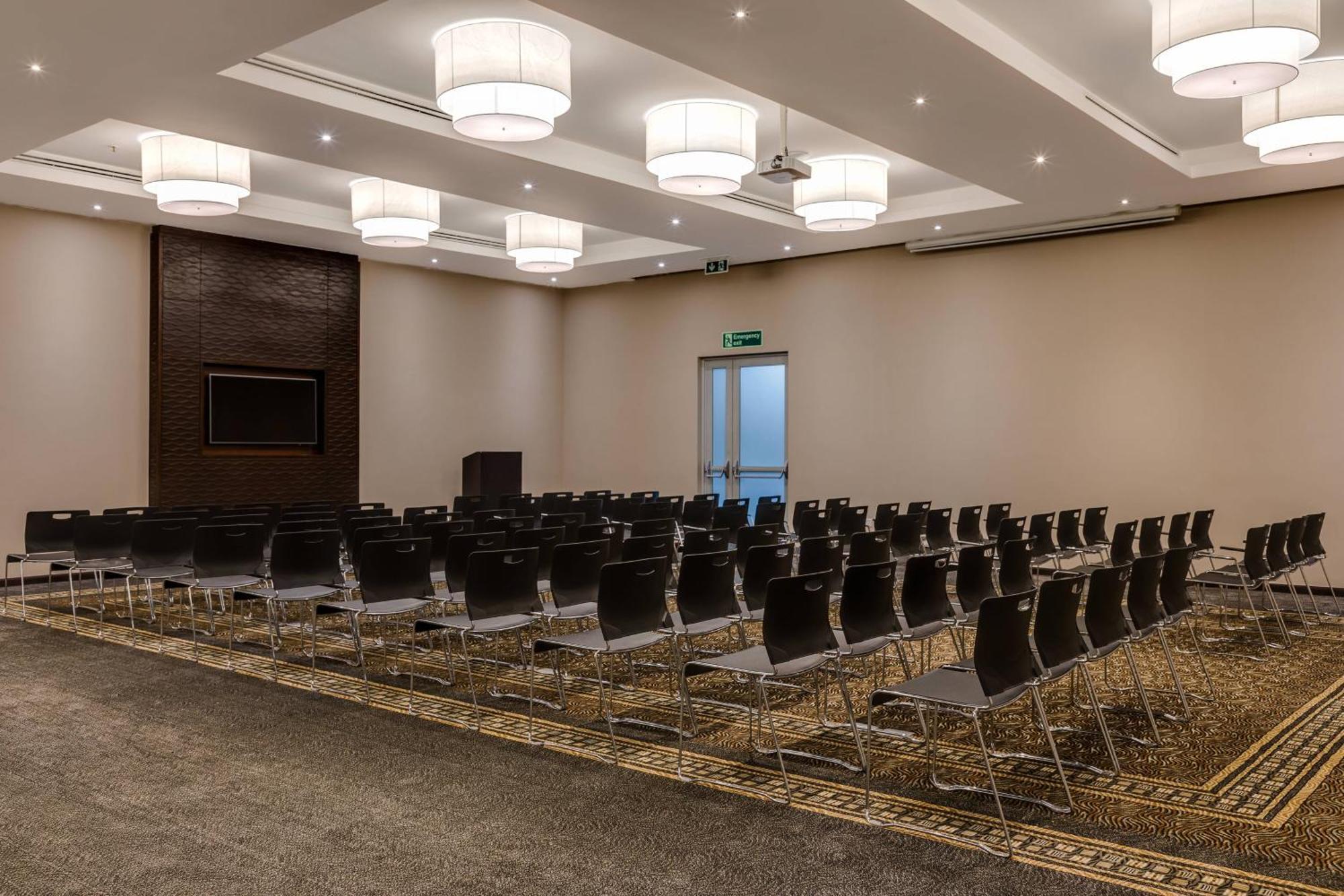 Protea Hotel By Marriott Owerri Select Exteriör bild