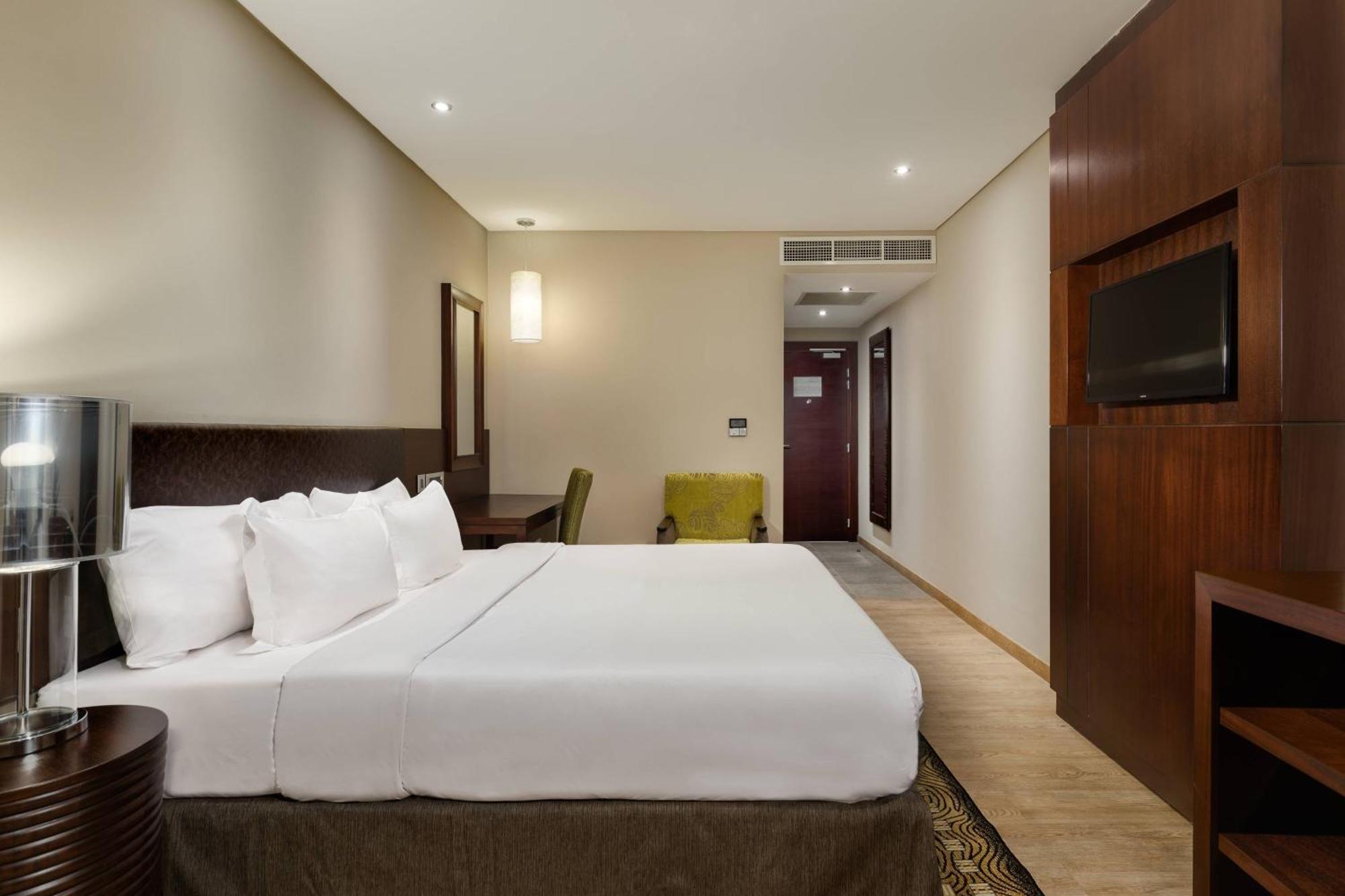Protea Hotel By Marriott Owerri Select Exteriör bild