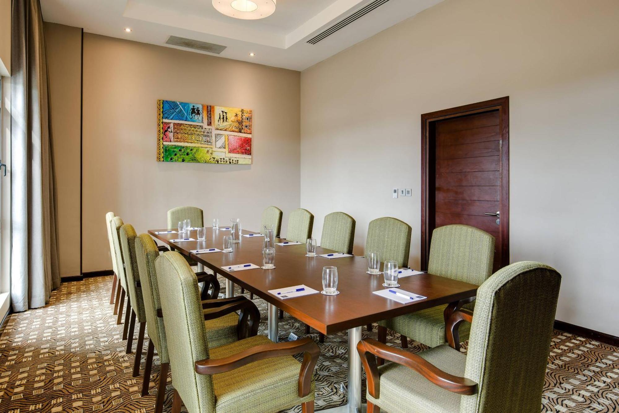 Protea Hotel By Marriott Owerri Select Exteriör bild