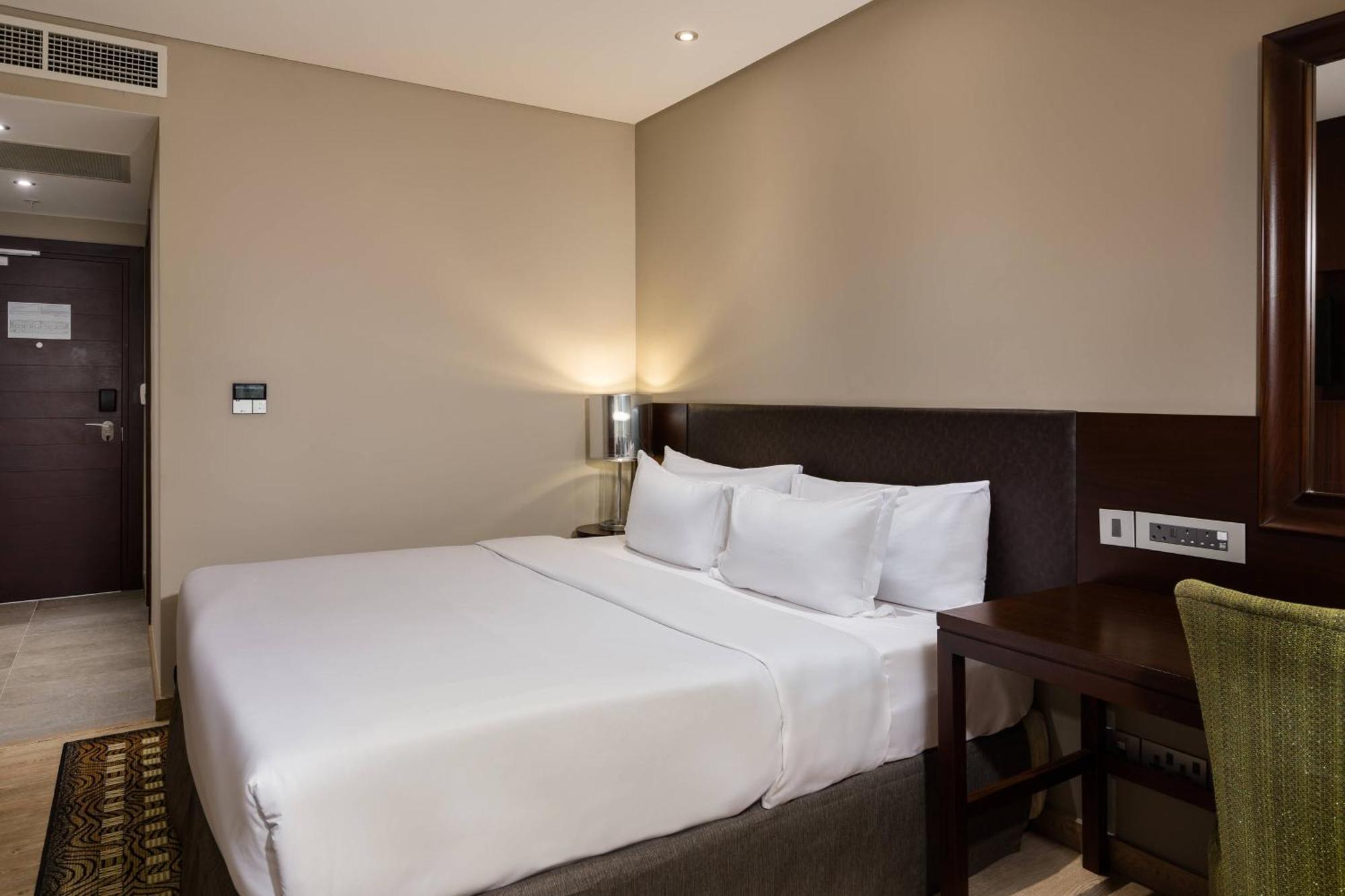 Protea Hotel By Marriott Owerri Select Exteriör bild